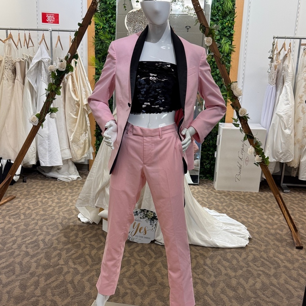 Kenneth Cole Reaction Pink Tuxedo Suit | Black Satin Lapel Custom Altered | 30W